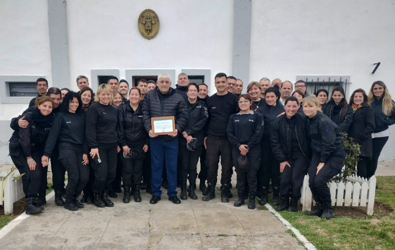 Homenaje a un Suboficial Principal por su pase a retiro